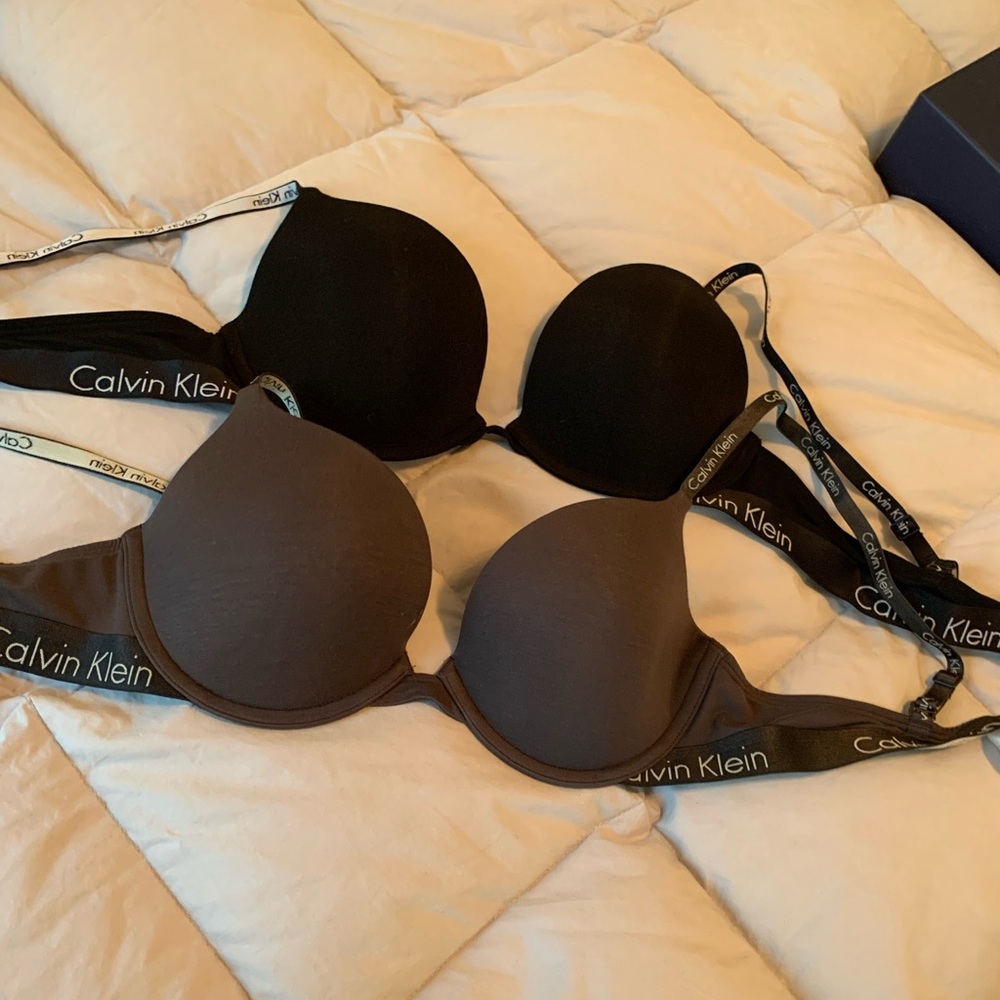 Barely worn Calvin Klein bras size 36B